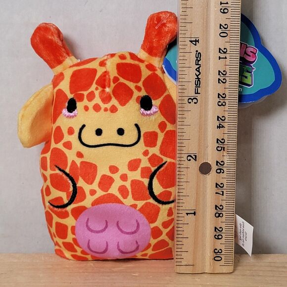 Cows vs Aliens: #034 Mootilda - w/ tag - Picture 4 of 4